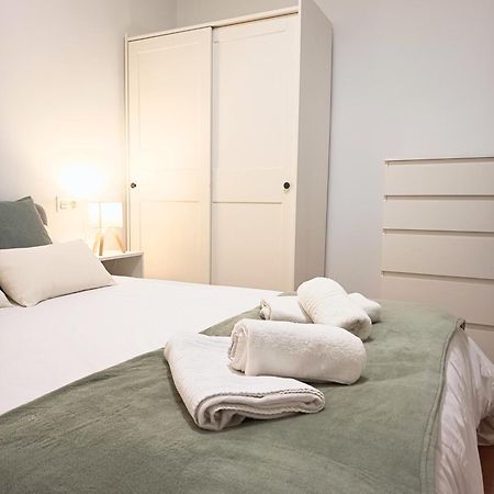 Modern Plaza De Toros Apartment With Free Parking Granada Exterior foto